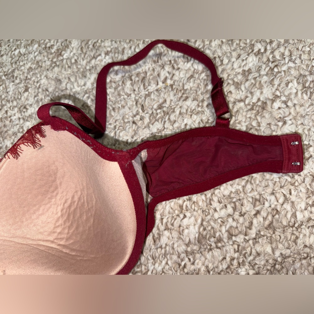 Victoria’s Secret Dream Angels Bra- 34DD - Picture 4 of 5
